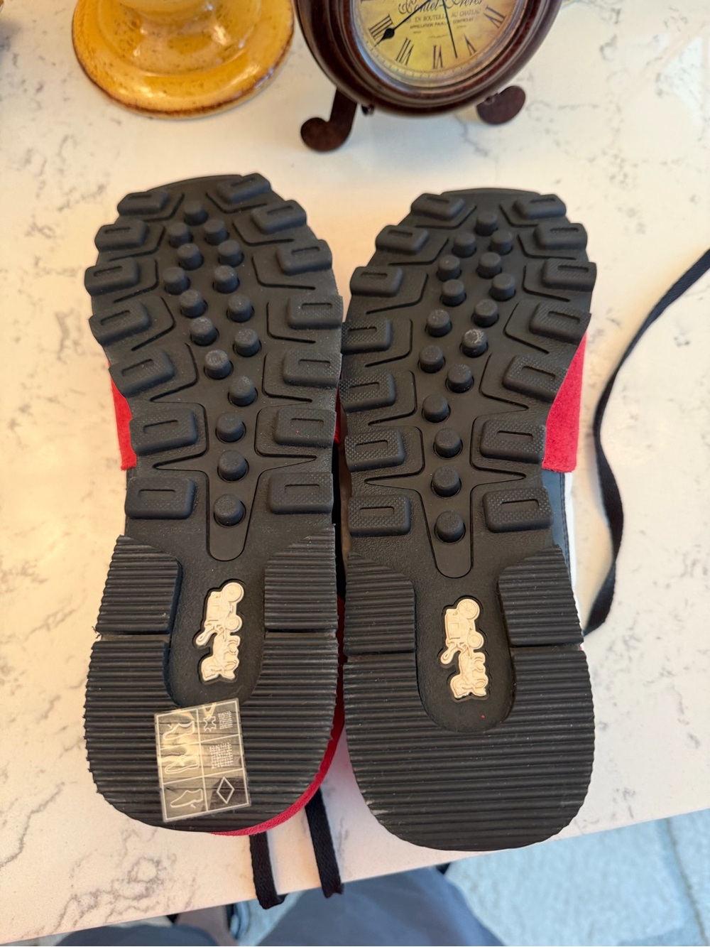 Men's Red, White & Blue Casual Sneakers with Black Laces - Picture 4 of 4